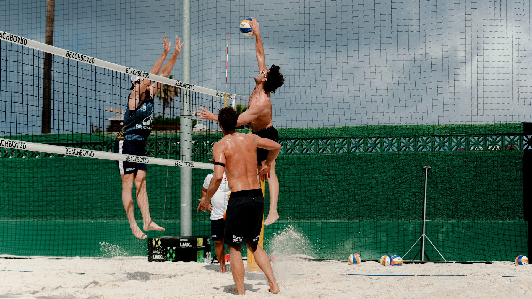 Beach volley camp at Beachboard Hacienda